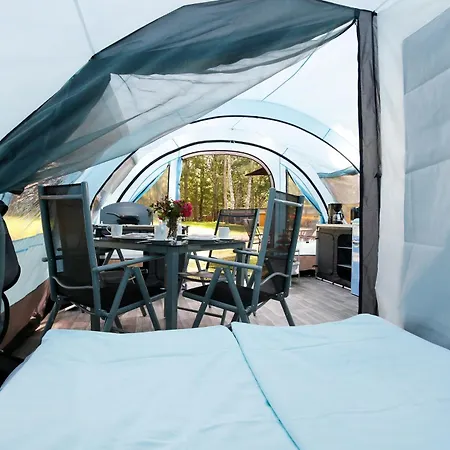 Familienwohnzelt Zelt Und Direkt Am Campsite